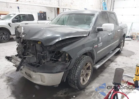 2015 Ram 1500 Laramie Limited z USA, uszkodzony, nr VIN 1C6RR7PT2FS539522